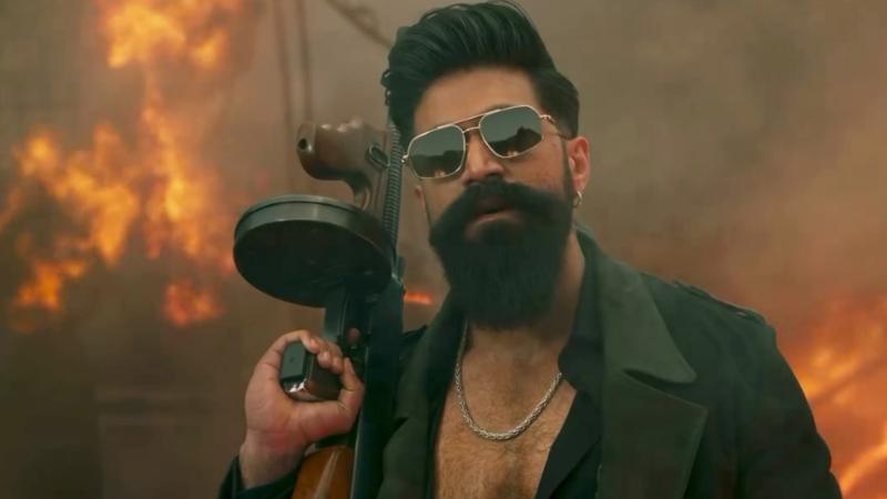 ಬೂಟುಗಾಲಲ್ಲಿ ಬುಲೆಟ್ಸ್ ಬಿಟ್ಟ ರಾಕಿ ಭಾಯ್- ಹಾಲಿವುಡ್ ರೇಂಜ್‌ನಲ್ಲಿ ‘ಟಾಕ್ಸಿಕ್’ ಟೀಸರ್ ಔಟ್